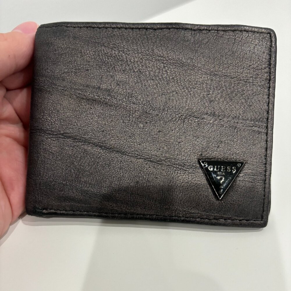 Guess Men's Metallic Leather Wallet